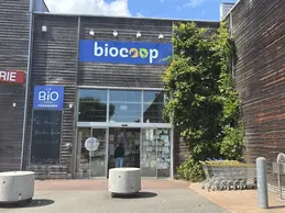 52-biocoop-saint-marcellin-chatte-magasin-alimentation-bio-devanture.webp